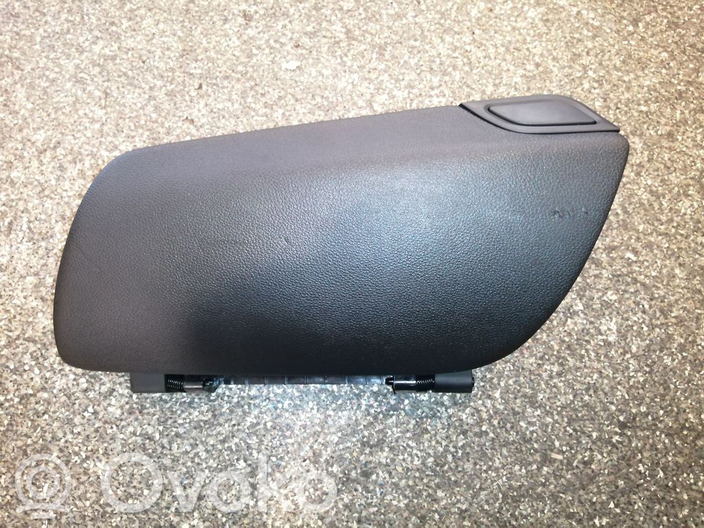 Buick Encore I Daiktadėžės (bordačioko) komplektas 