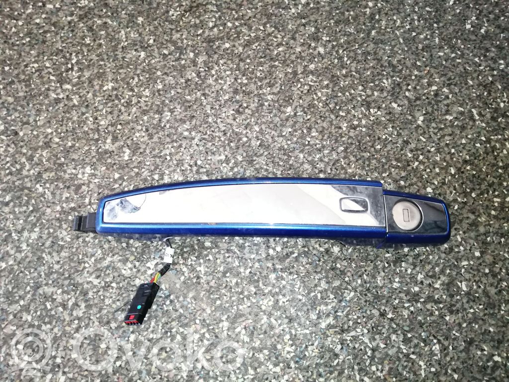 Buick Encore I Manecilla externa puerta delantera 