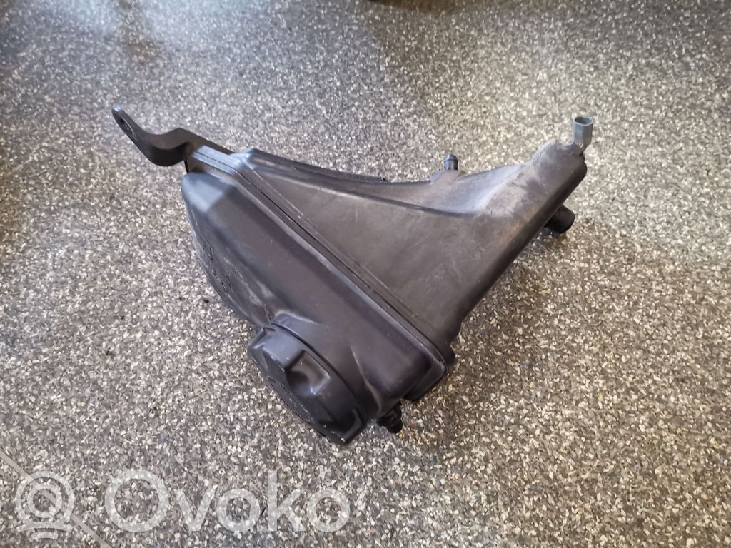 BMW 3 E90 E91 Aušinimo skysčio išsiplėtimo bakelis 