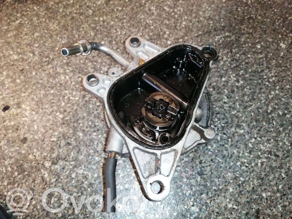 Renault Vel Satis Vacuum pump 