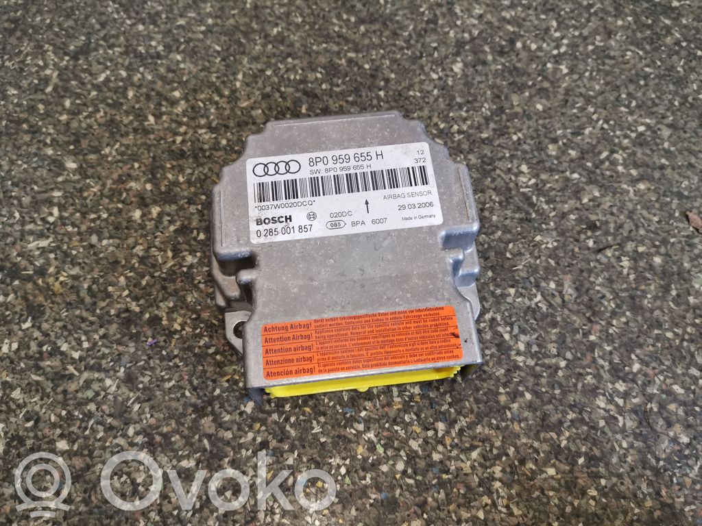Audi A3 S3 8P Airbag control unit/module 