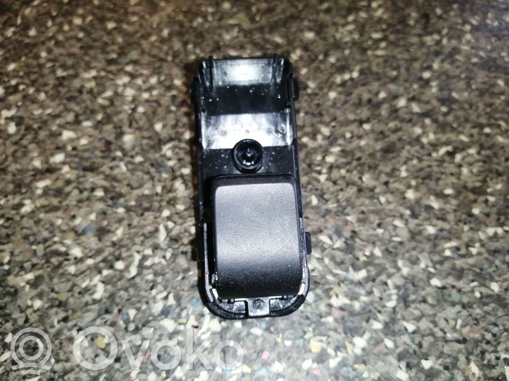 Mazda CX-3 Electric window control switch 