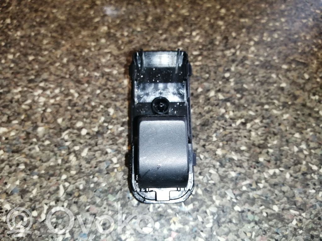 Mazda CX-3 Electric window control switch 