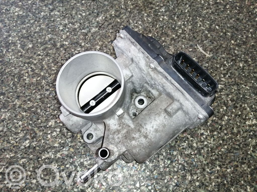 Toyota Yaris Droselinė sklendė 