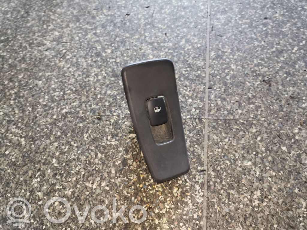 Chrysler Pacifica Electric window control switch 