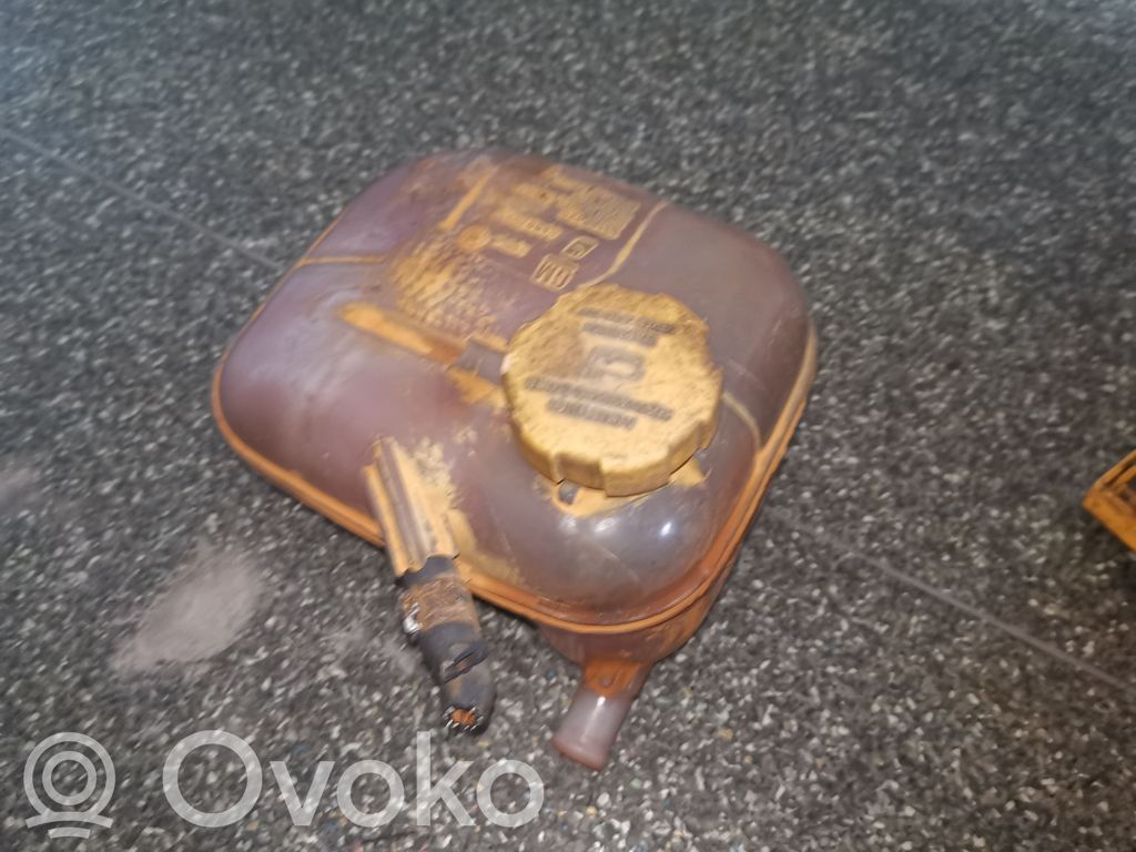 Opel Zafira B Zbiornik wyrównawczy chłodziwa 