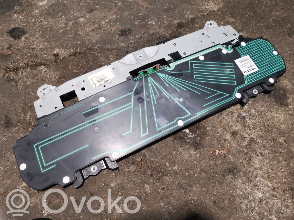 Volvo XC90 Aerial GPS antenna 