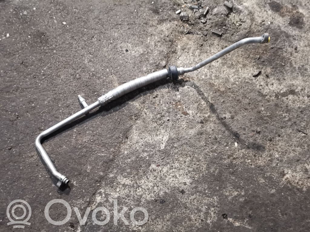 BMW X5 E53 Ilmastointilaitteen putki (A/C) 