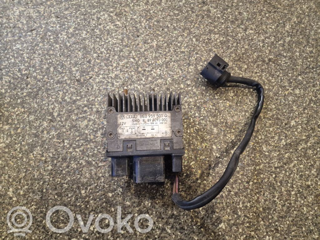 Audi A4 S4 B7 8E 8H Relais de ventilateur de liquide de refroidissement 