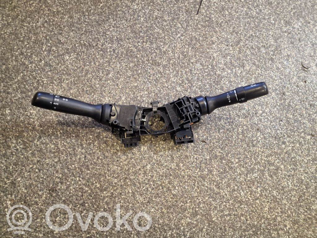 Subaru Legacy Wiper turn signal indicator stalk/switch 