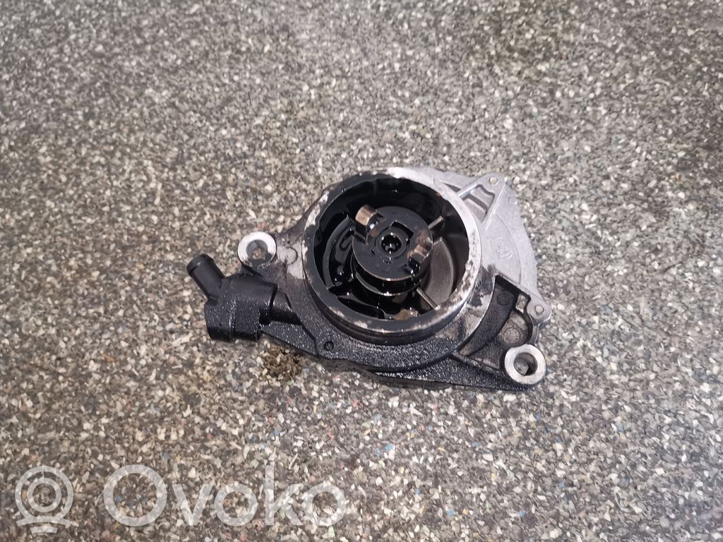 Vacuum pump   72832710