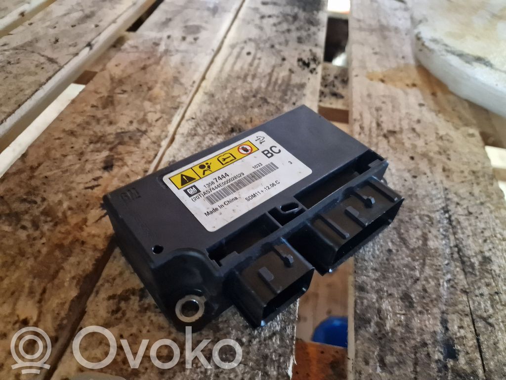 Chevrolet Captiva Airbag control unit/module 