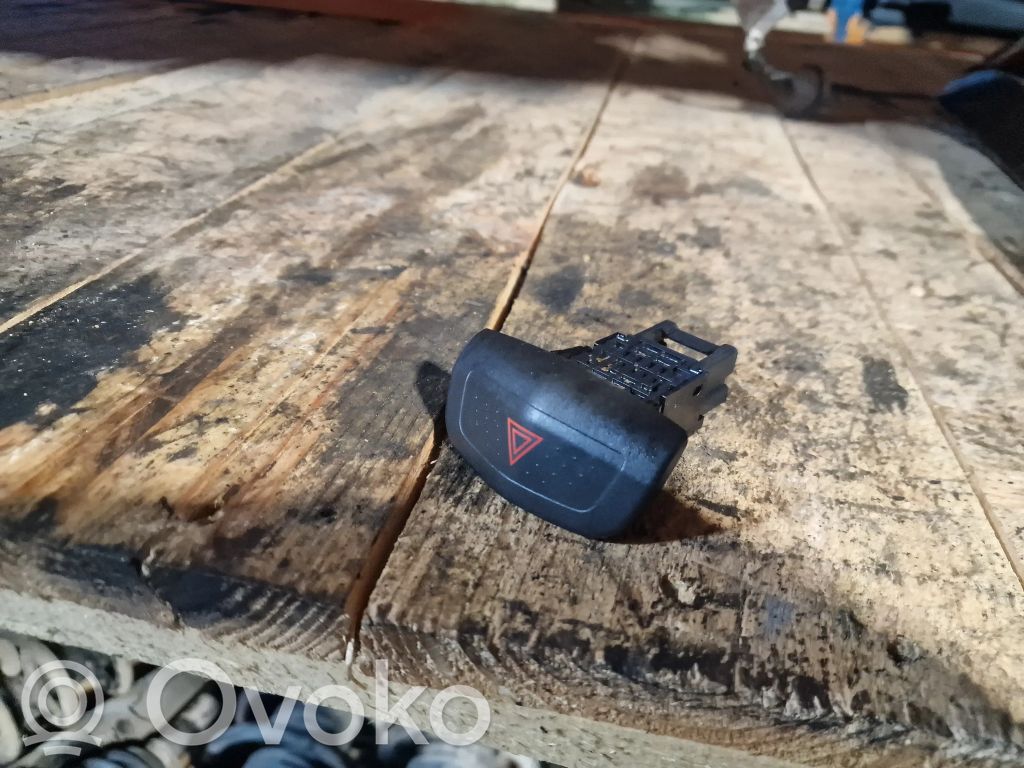 Hazard light switch
