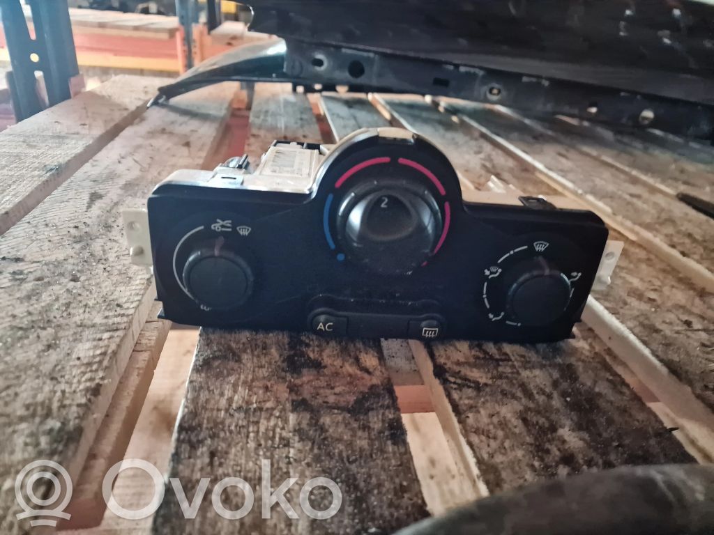 Renault Megane II Climate control unit 
