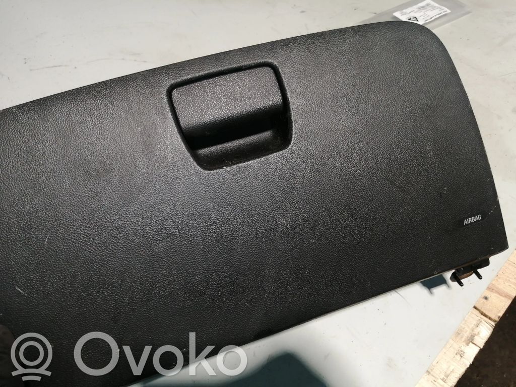Buick Encore I Daiktadėžė 