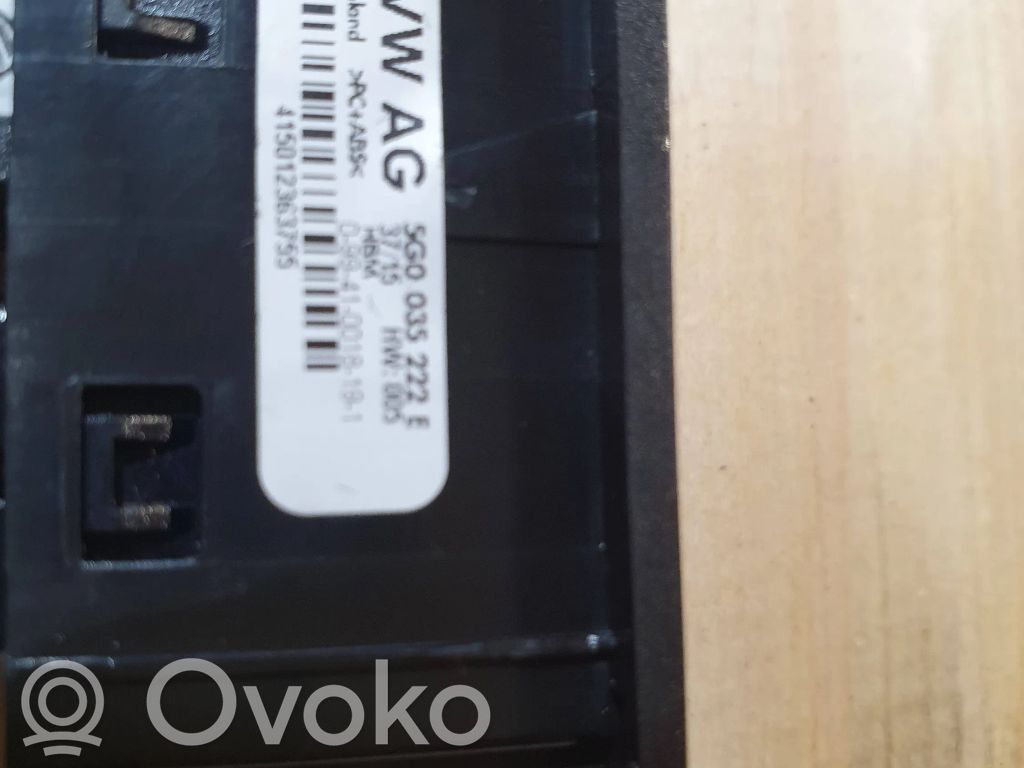 Volkswagen Golf VII Enchufe conector USB 
