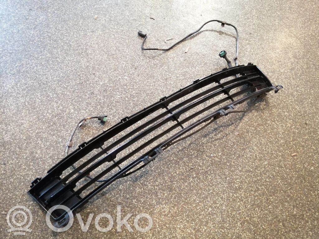 Mazda 6 Front bumper lower grill 
