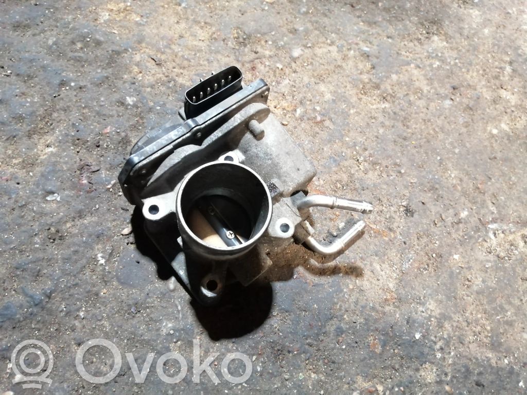 Toyota Corolla E120 E130 Дроссельная заслонка 