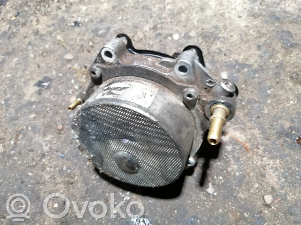 Vacuum pump