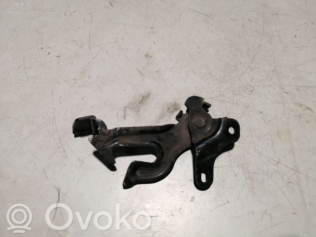 Volvo S60 Engine bonnet (hood) release handle 