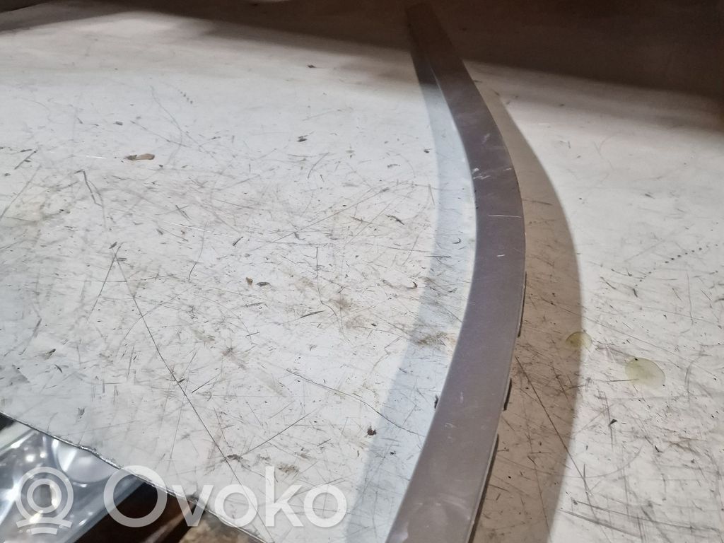 Mazda CX-7 Garniture de pare-brise 
