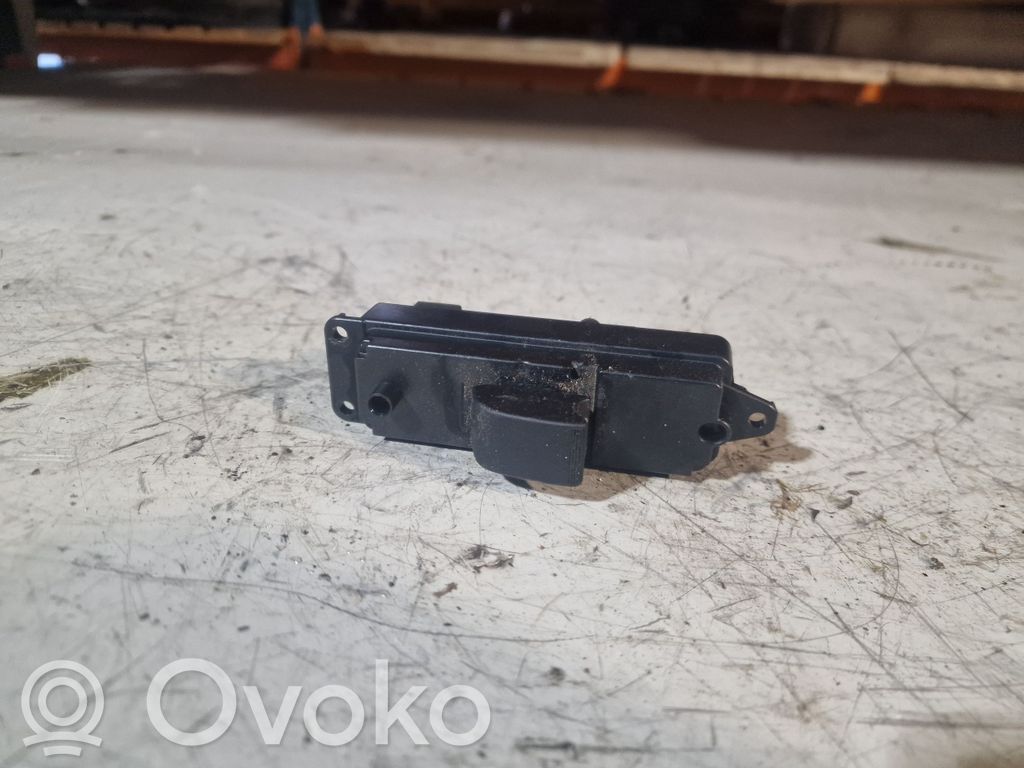 Mazda 6 Electric window control switch 