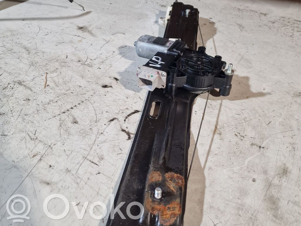 Fiat 500L Front door window regulator with motor 