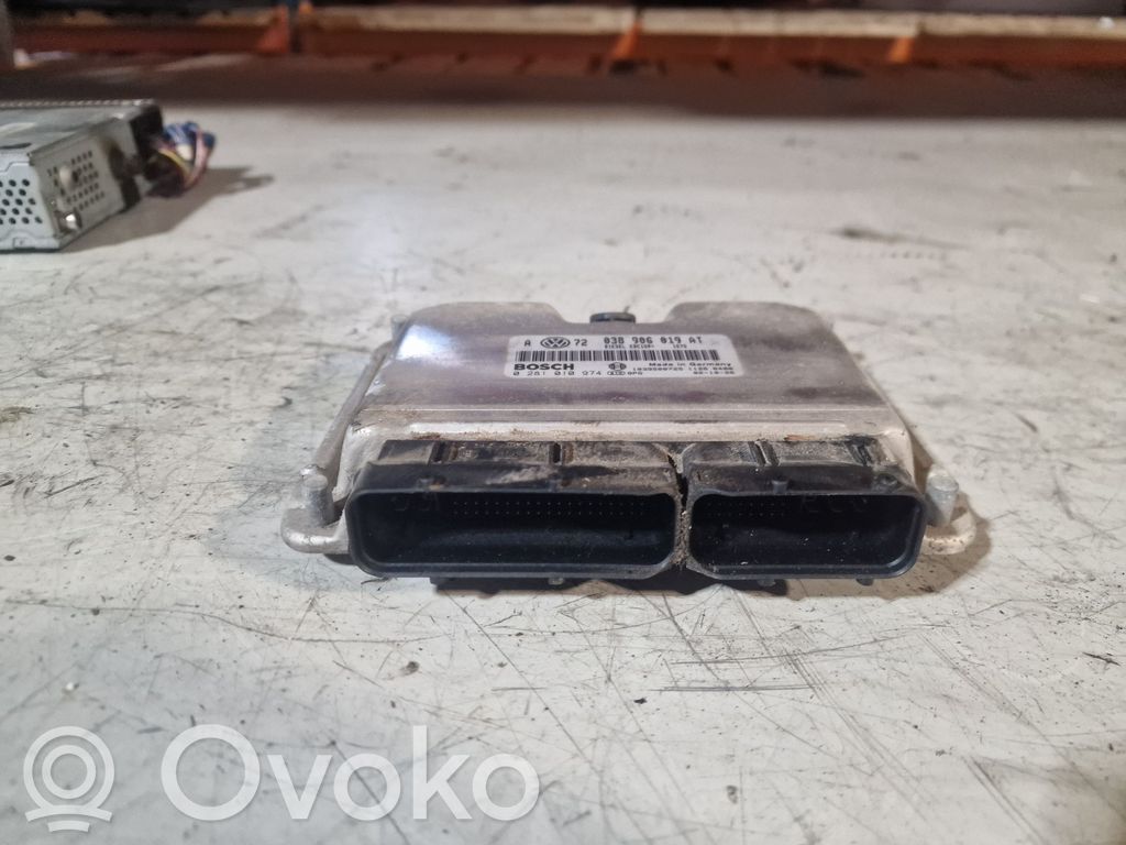 Volkswagen Golf IV Engine control unit/module 