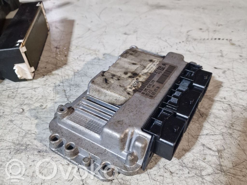 Citroen C4 I Engine control unit/module 