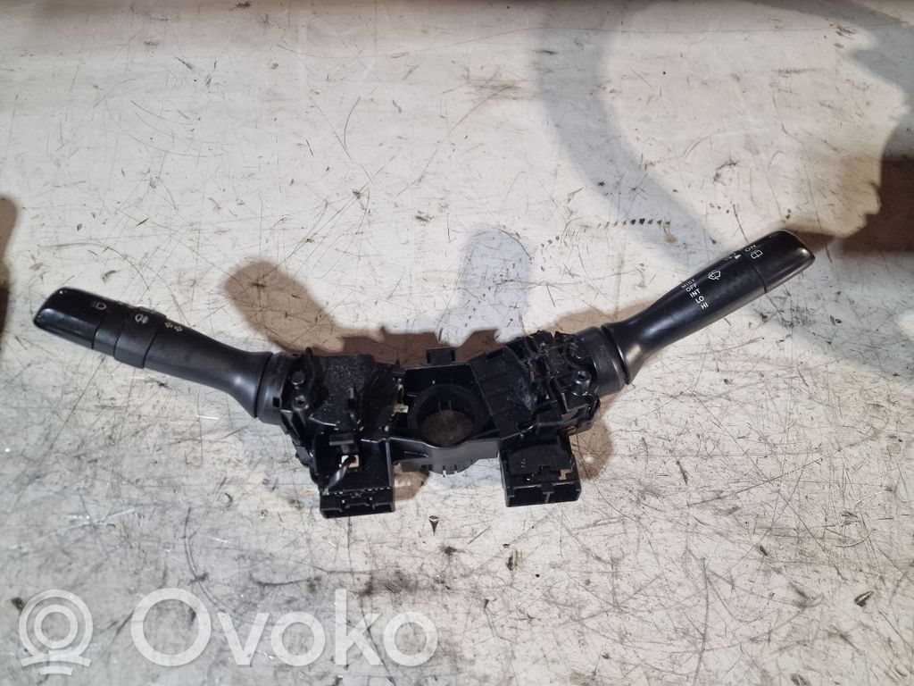 Toyota Aygo AB10 Wiper turn signal indicator stalk/switch 