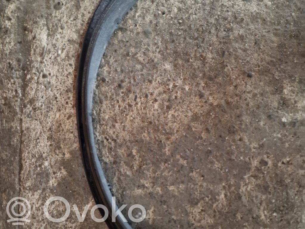 Volvo XC90 Front arch trim 