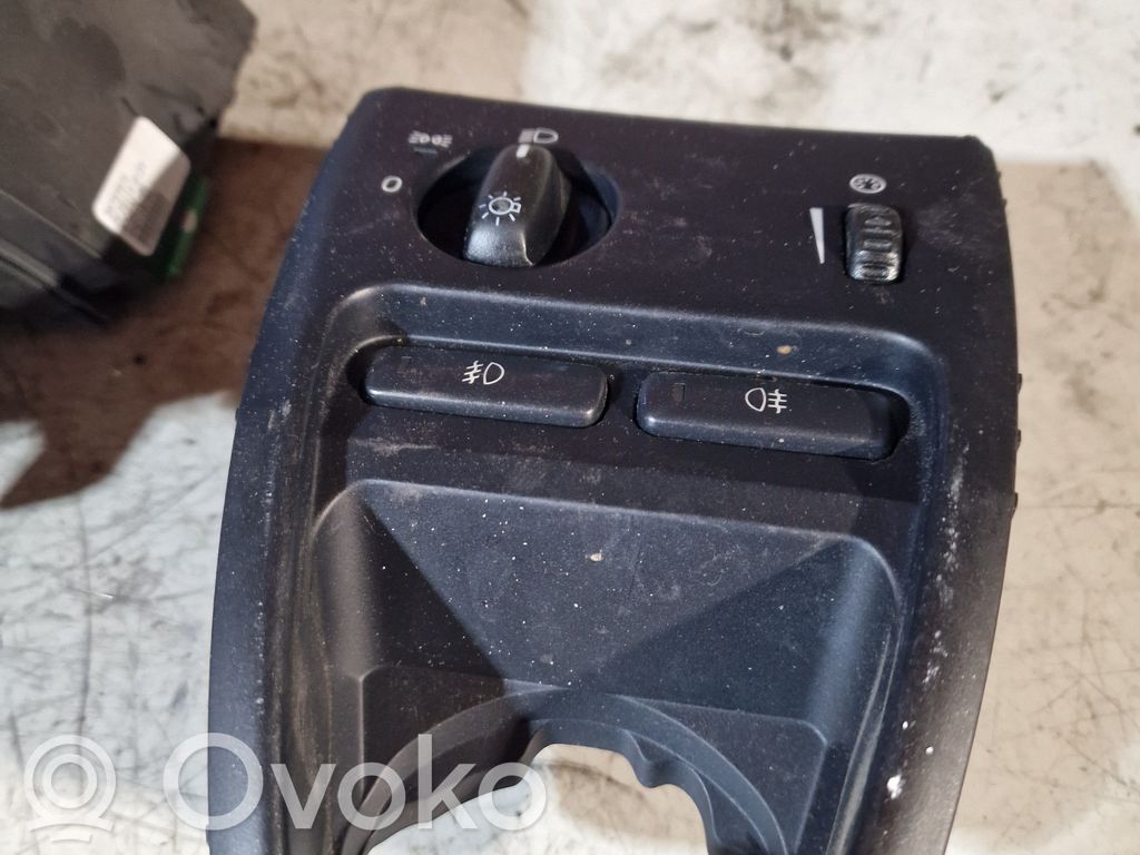 Volvo XC90 Light switch 