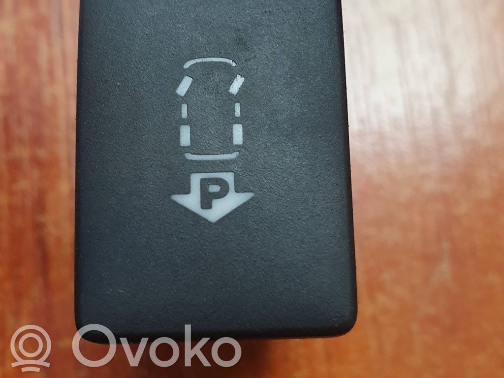 Toyota Auris E180 Other switches/knobs/shifts 