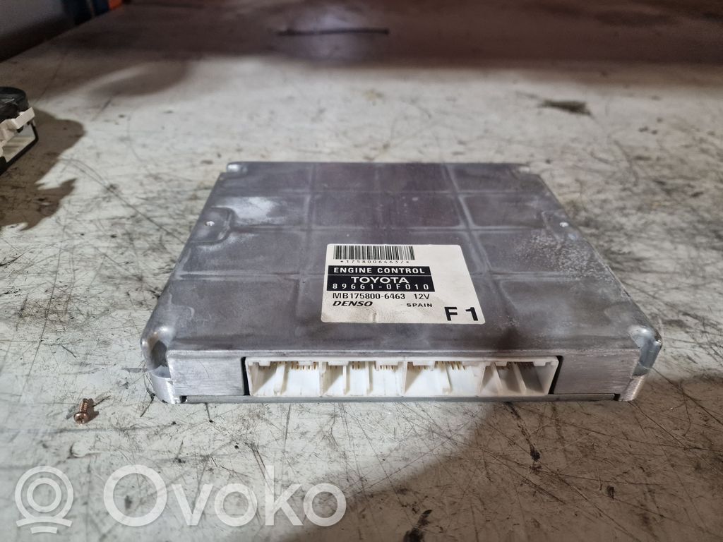 Toyota Corolla Verso AR10 Engine control unit/module 