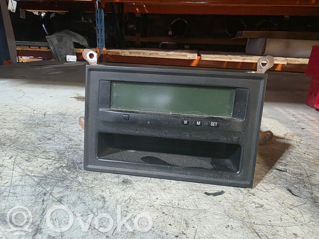 Mitsubishi Grandis Monitor / wyświetlacz / ekran 