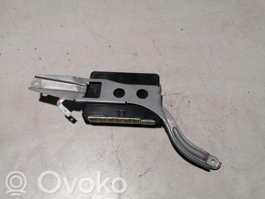 Lexus LS 460 - 600H Unité de commande module de porte 