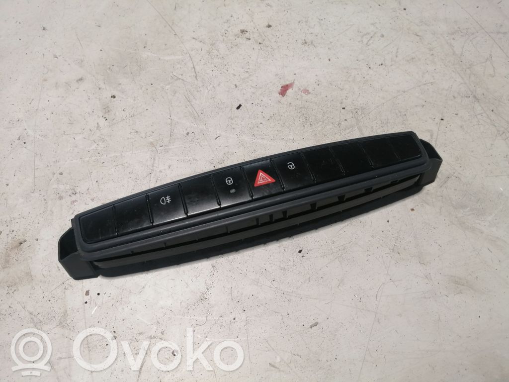 Smart ForFour I Hazard light switch 