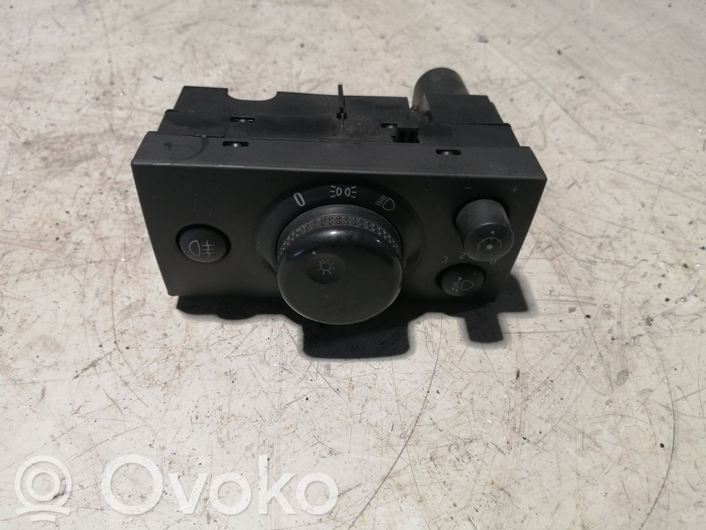 Opel Vectra C Light switch 