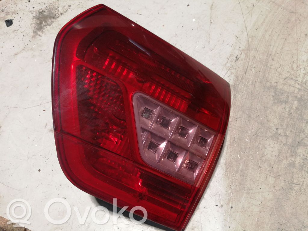 Citroen C5 Tailgate rear/tail lights 