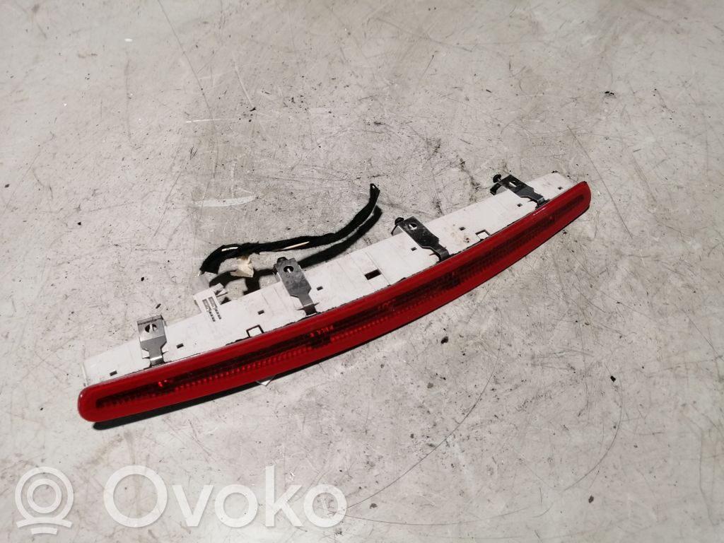 Opel Insignia A Trzecie światło stop 