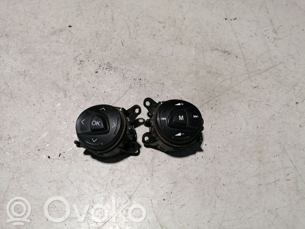 Ford Transit Custom Steering wheel buttons/switches 