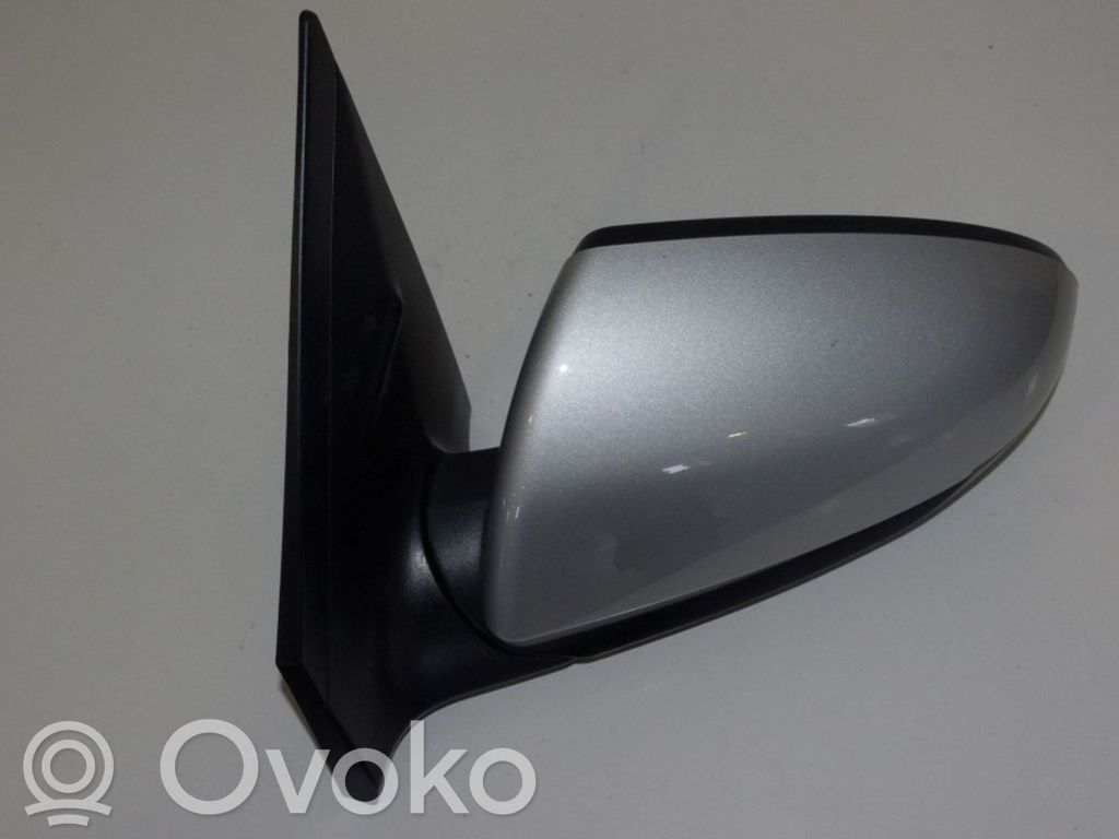 Elektryczne lusterko boczne drzwi przednich   049678