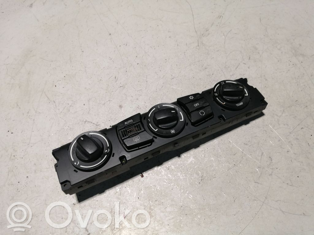 BMW 5 E60 E61 Climate control unit 