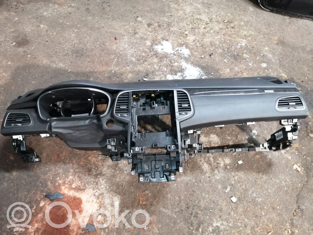 Renault Talisman Kojelauta 
