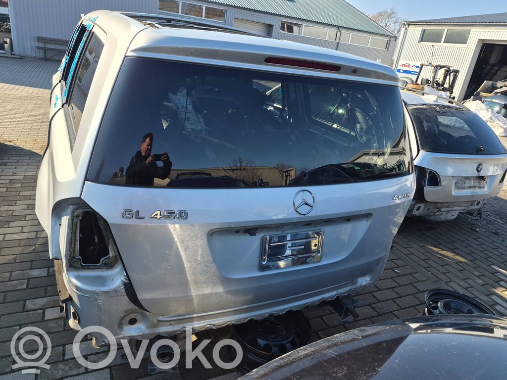 Mercedes-Benz GL X164 Couvercle de coffre