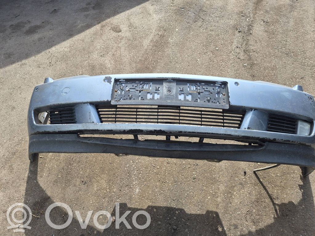 Opel Vectra C Parachoques delantero 