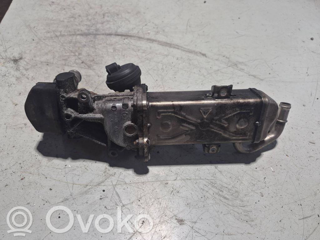 Volkswagen Touran II Răcitor supapă EGR 