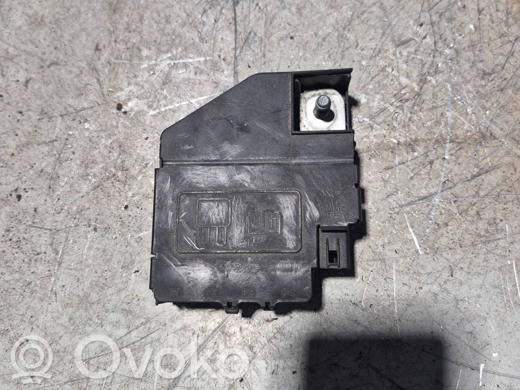 Ford Mondeo MK V Cableado positivo 