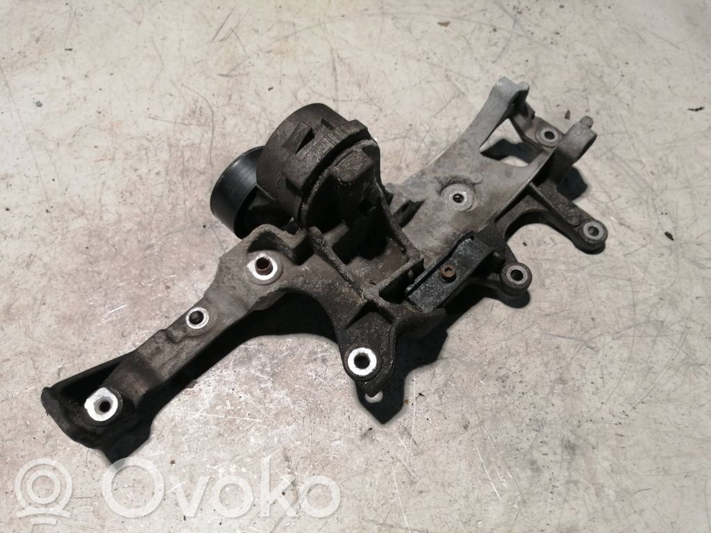 Peugeot 508 Generator/alternator bracket 