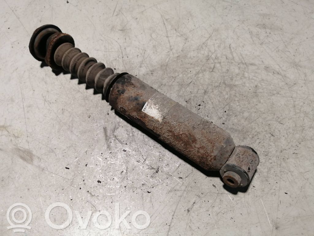 Volvo XC90 Takaiskunvaimennin 